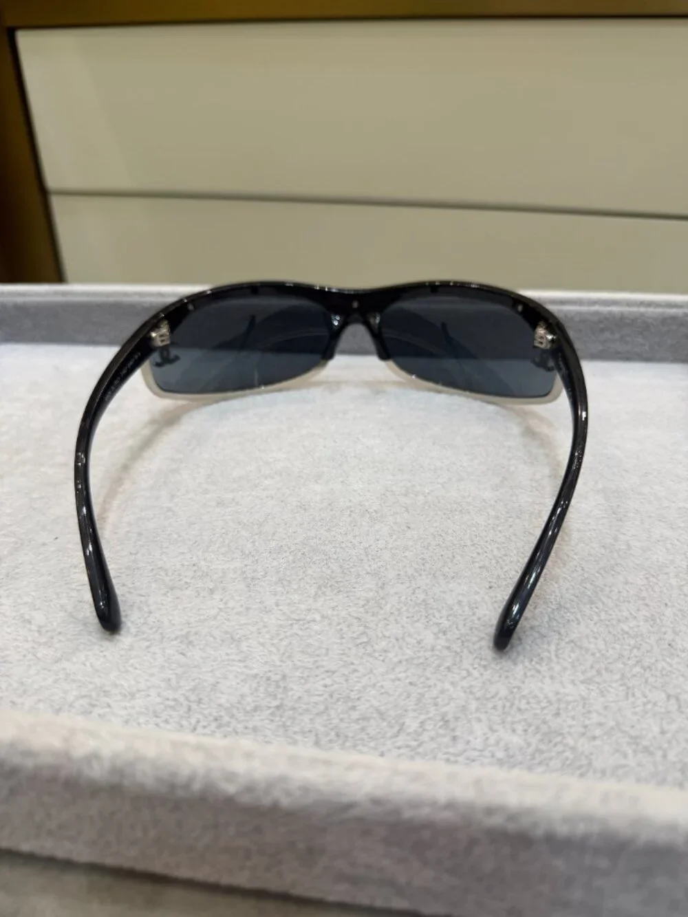 NWT AUTH CHANEL 71557 Silver Shield Sunglasses CC Logo Y2K Wrap Glasses